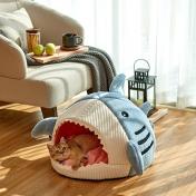 Warm Soft Semi-Closed Pet's Shark House