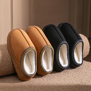Ethnic Style Lace Couple Cotton Slippers For Indoor And Outdoor Warmth
